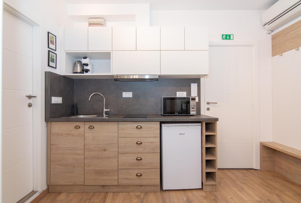 Casa Mia - Apartments & Suites Κόπερ Εξωτερικό φωτογραφία