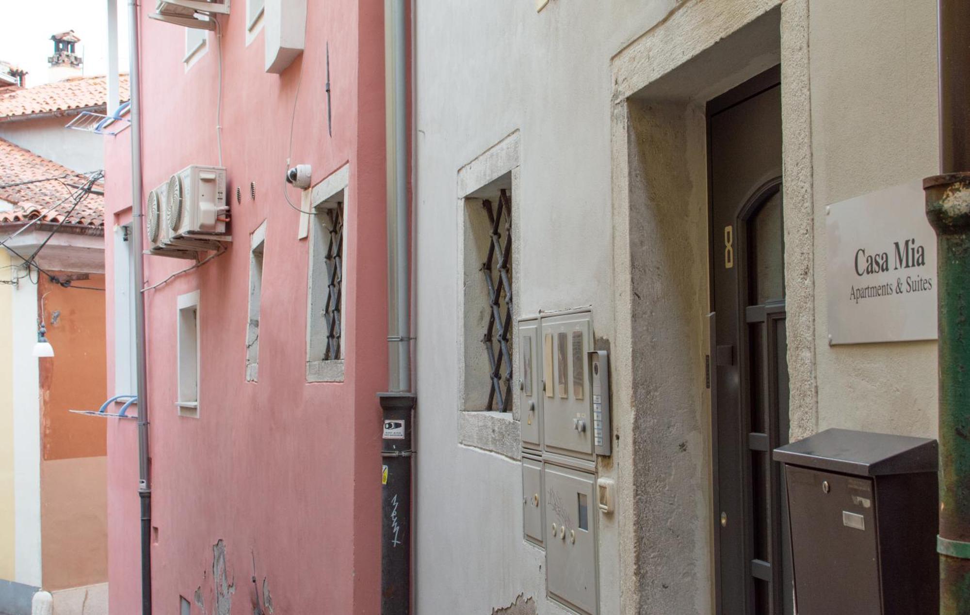 Casa Mia - Apartments & Suites Κόπερ Εξωτερικό φωτογραφία